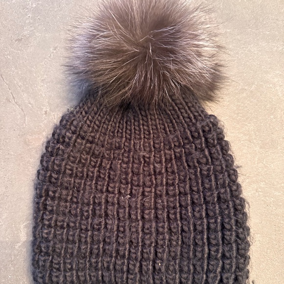 Jocelyn Beanie - Picture 1 of 5